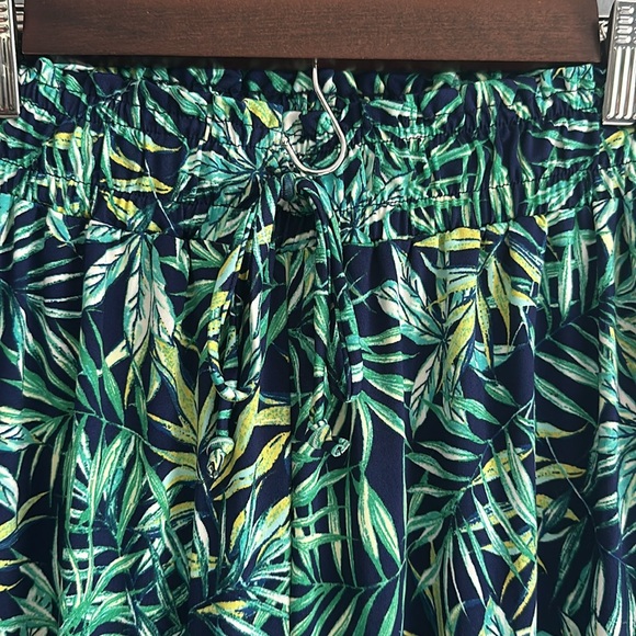 Navy Leaf Print Soft Trouser Summer Pants Size Small - Picture 2 of 3